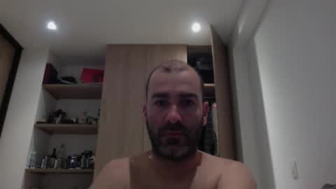 Snapshot of aristi11 chatting on 11/13/25, 05:06 aristi11 online show from 11/13/25, 05:06