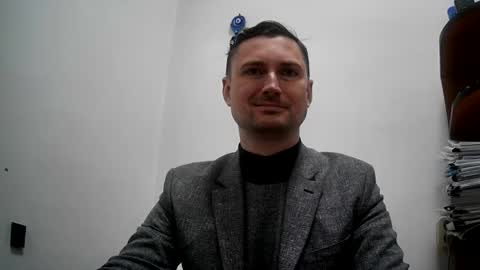 Aristocratu online show from 01/06/25, 04:23