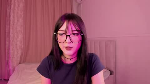 Snapshot of ariya_star chatting on 03/19/26, 03:49 Ariya online show from 03/19/26, 03:49