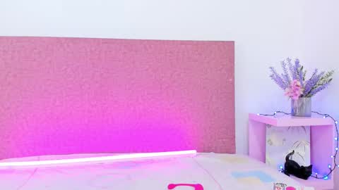 Snapshot of ariyokai chatting on 03/05/25, 12:33 ariyokai online show from 03/05/25, 12:33