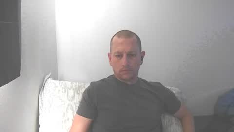 Snapshot of arizona222222 chatting on 05/21/26, 02:35 luv2benawty online show from 05/21/26, 02:35
