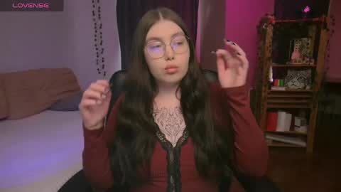Astrid online show from 05/14/26, 08:54