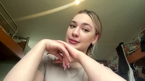 Snapshot of arlettaeavey chatting on 05/15/26, 06:53 Kate online show from 05/15/26, 06:53