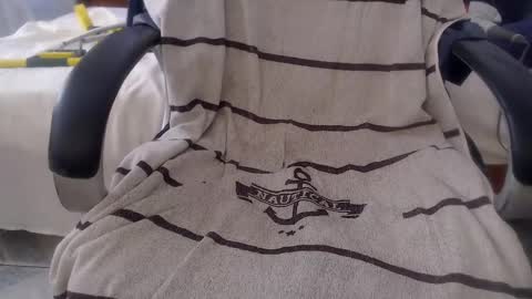 Snapshot of armaduradeacero chatting on 01/28/25, 07:10 armaduradeacero online show from 01/28/25, 07:10