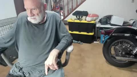 armalite16 online show from 01/08/26, 04:04