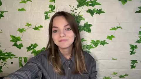 Snapshot of armandahaley chatting on 06/27/26, 02:12 Lisa online show from 06/27/26, 02:12