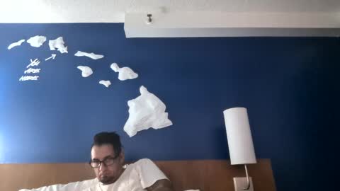 Snapshot of armstrong1718 chatting on 10/13/25, 07:25 armstrong1718 online show from 10/13/25, 07:25