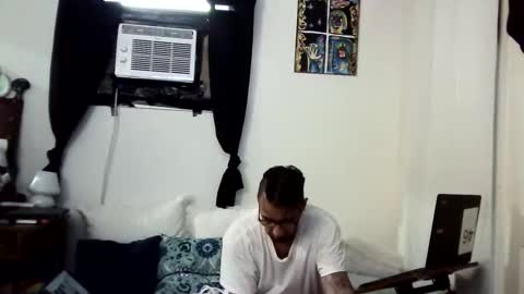 Snapshot of armstrong1718 chatting on 11/09/25, 10:08 armstrong1718 online show from 11/09/25, 10:08