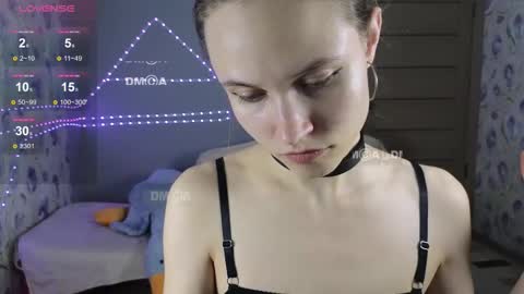 armurra online show from 10/28/25, 09:02