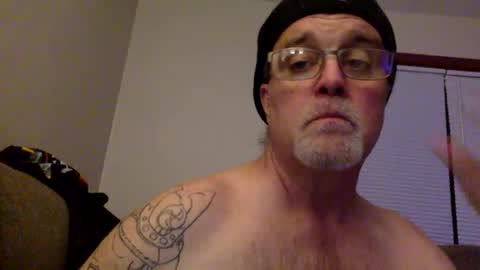 Snapshot of armyguy5311 chatting on 06/05/26, 06:42 armyguy5311 online show from 06/05/26, 06:42