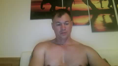 Snapshot of armyskater32 chatting on 09/09/25, 09:20 armyskater32 online show from 09/09/25, 09:20