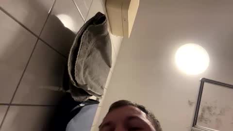 armyskater32 online show from 01/15/26, 08:56