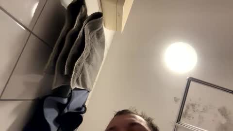 armyskater32 online show from 02/19/26, 09:55