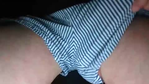 Snapshot of armystudd22 chatting on 12/19/25, 08:32 Armystudd22 online show from 12/19/25, 08:32