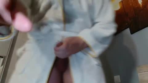 Matt Huge online show from 10/31/25, 09:38