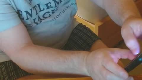 Snapshot of arnie12 chatting on 12/07/24, 10:28 Arnie online show from 12/07/24, 10:28