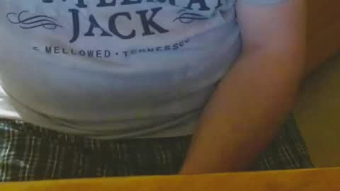 Snapshot of arnie12 chatting on 12/24/24, 11:28 Arnie online show from 12/24/24, 11:28