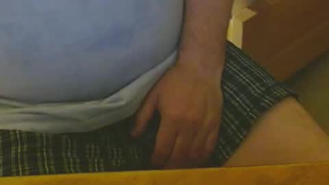 Snapshot of arnie12 chatting on 12/24/24, 08:27 Arnie online show from 12/24/24, 08:27