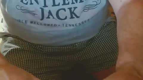 Snapshot of arnie12 chatting on 03/05/25, 09:49 Arnie online show from 03/05/25, 09:49