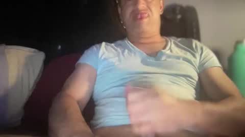 Snapshot of arnie774u chatting on 06/01/26, 01:40 arnie774u online show from 06/01/26, 01:40