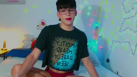 Arnold online show from 12/20/24, 11:26