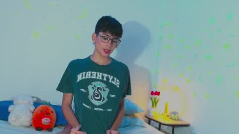 Arnold online show from 02/20/25, 07:19