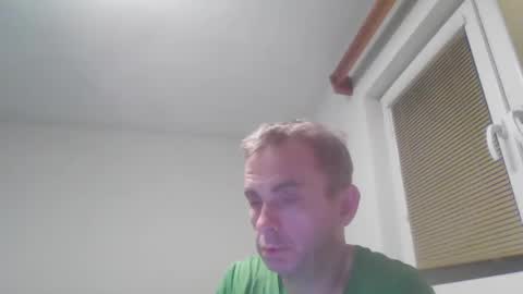 Snapshot of aromannn chatting on 12/01/24, 05:35 aromannn online show from 12/01/24, 05:35