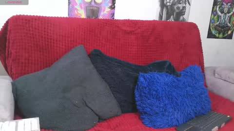 Snapshot of aron739_ chatting on 02/03/25, 01:30 Aron online show from 02/03/25, 01:30