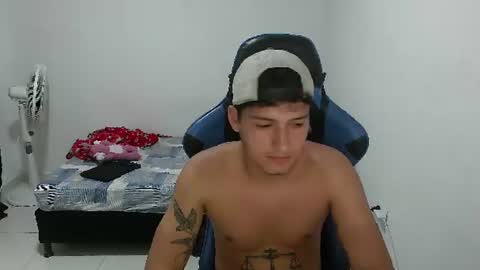 Snapshot of aron_444 chatting on 08/05/26, 03:37 online show from 08/05/26, 03:37