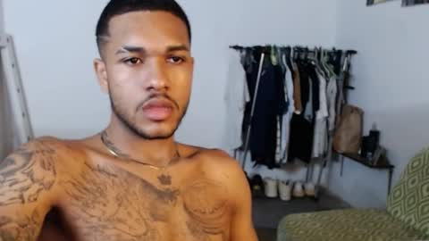 Snapshot of aron_7 chatting on 01/24/25, 02:39 aron_7 online show from 01/24/25, 02:39