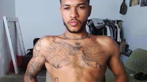 Snapshot of aron_7 chatting on 02/12/25, 03:18 aron_7 online show from 02/12/25, 03:18