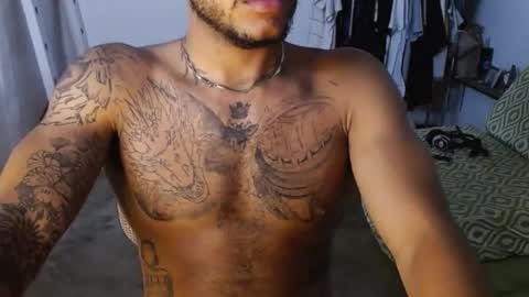 Snapshot of aron_7 chatting on 02/19/25, 04:12 aron_7 online show from 02/19/25, 04:12