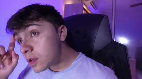 aron__cooper online show from 10/11/25, 02:55