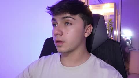 aron__cooper online show from 11/21/25, 10:08