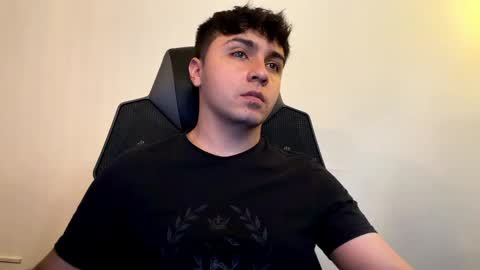 aron__cooper online show from 04/19/26, 04:39