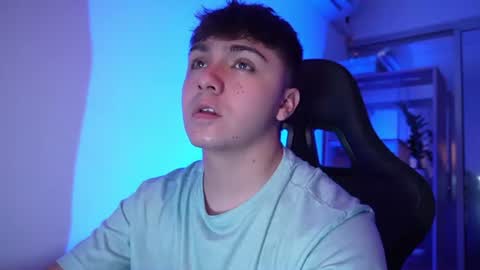 aron__cooper online show from 06/19/26, 12:48