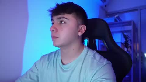 aron__cooper online show from 06/24/26, 03:22