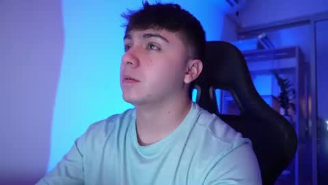 aron__cooper online show from 07/01/26, 03:08