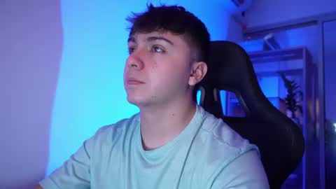 aron__cooper online show from 08/04/26, 03:58