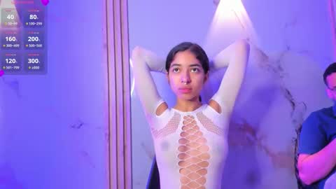 Snapshot of aron_and_molly chatting on 11/26/25, 11:55 aron and molly online show from 11/26/25, 11:55