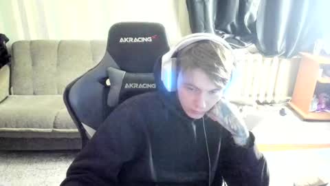 biggest penis  online show from 11/17/25, 06:52