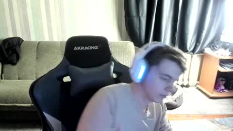 biggest penis  online show from 12/17/25, 08:09