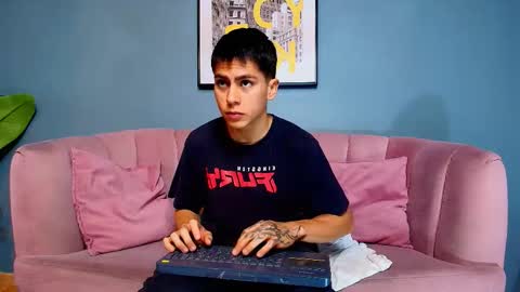 aron_pulse online show from 02/25/26, 02:27