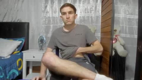 Aron G Franco online show from 03/11/25, 03:05