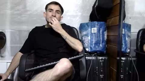 Aron G Franco online show from 11/04/25, 02:10