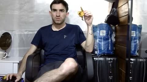 Aron G Franco online show from 11/26/25, 04:08