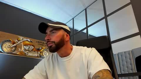 AronGrant online show from 09/24/25, 09:23