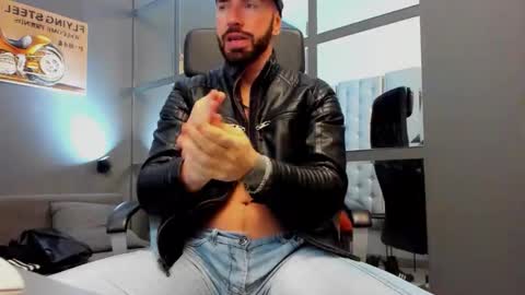 AronGrant online show from 12/17/25, 09:15