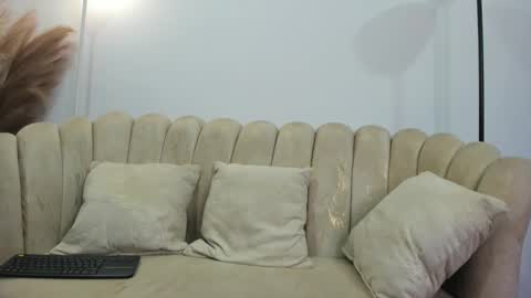   online show from 10/28/25, 12:03