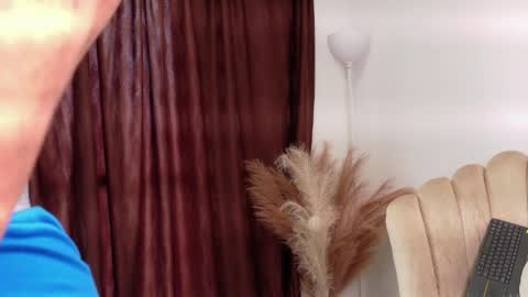   online show from 04/01/26, 10:07